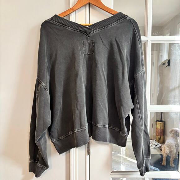 Aerie House Party Oversized V Neck Charcoal Distressed Sweatshirt Women's Medium - Picture 3 of 8